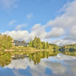 Reisen Aktuell Weihnachten Bayerischer Wald Dreiburgensee Naturhotel Außenansicht Reisen Aktuell Weihnachten Bayerischer Wald Dreiburgensee Naturhotel Außenansicht
