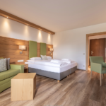 Reisen Aktuell Tirol Alpbachtal Hotel Pirchnerhof Doppelzimmer Buchenholz Beispiel Reisen Aktuell Tirol Alpbachtal Hotel Pirchnerhof Doppelzimmer Buchenholz Beispiel