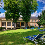 Reisen Aktuell Unterfranken Grand Hotel Kaiserhof Victoria Liegewiese Reisen Aktuell Unterfranken Grand Hotel Kaiserhof Victoria Liegewiese