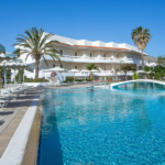 ReisenAktuell Rhodos Hotel Niriides Außenbereich ReisenAktuell Rhodos Hotel Niriides Außenbereich